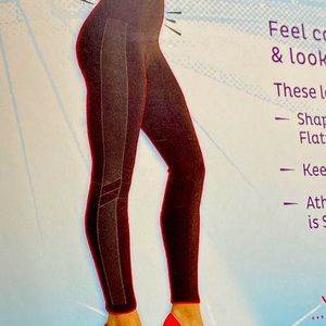 NWT - MEDIUM SPANX LEGGINGS BLACK / GREY STRIPE